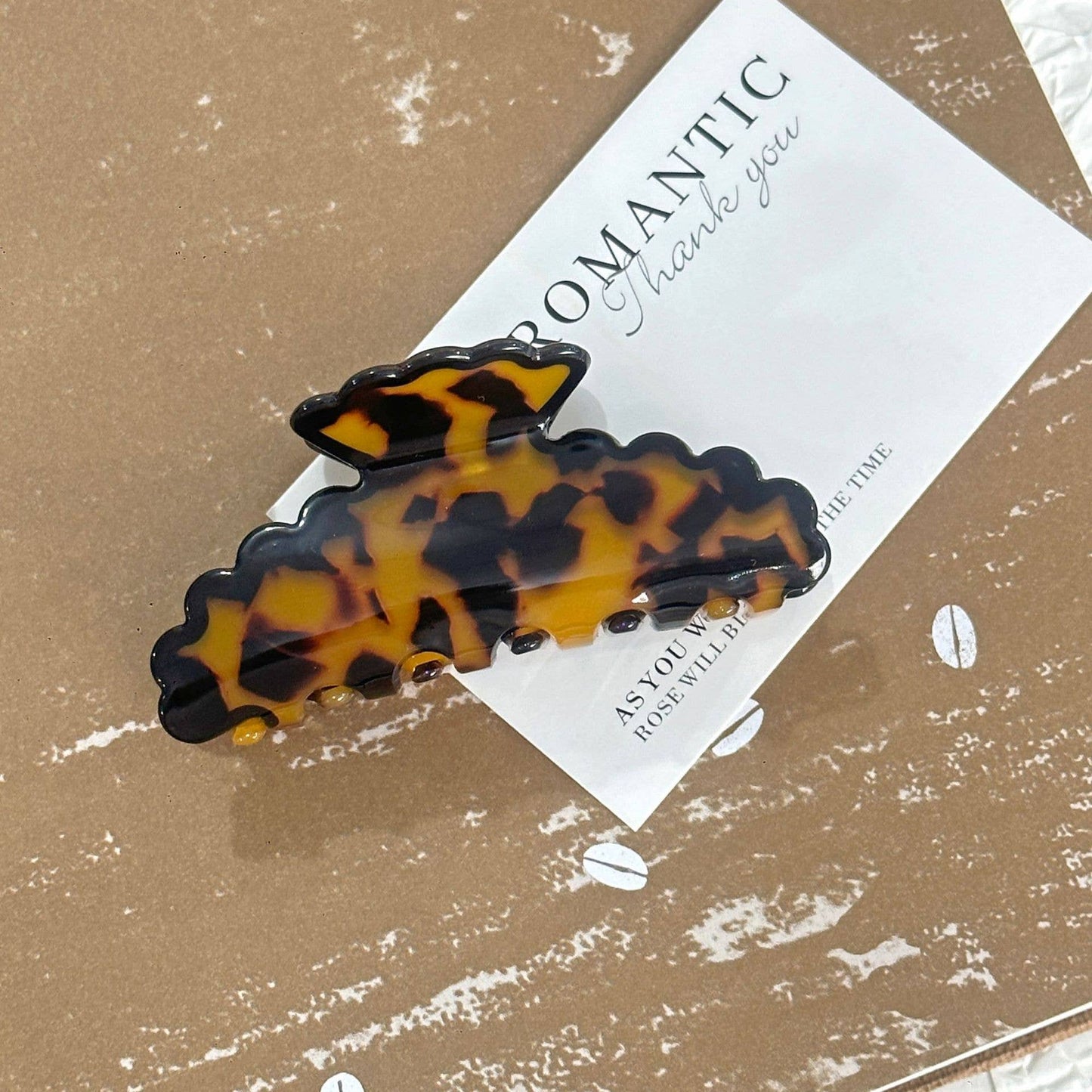 Tortoise Scallop Claw Clip