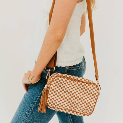 Woven Willow Crossbody | PRETTY SIMPLE