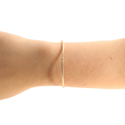 Mollie Bar Bracelet | BEADED BLONDES