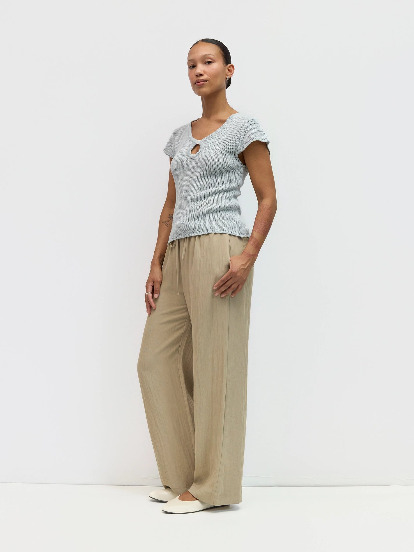 Wesly Keyhole Top